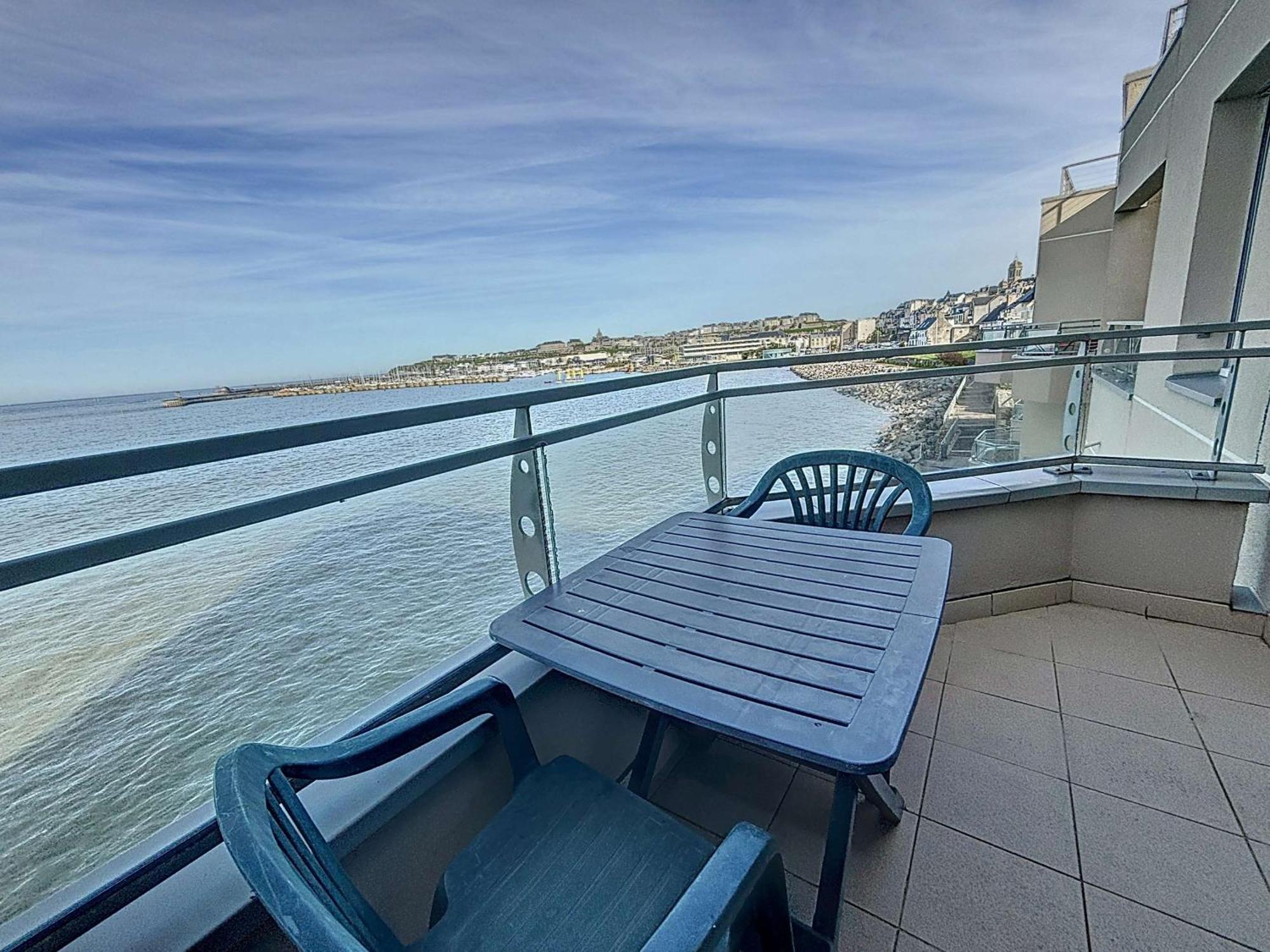Appartement Avec Balcon, Proche Des Plages Et Commerces - Fr-1-361-89 Гранвиль Экстерьер фото