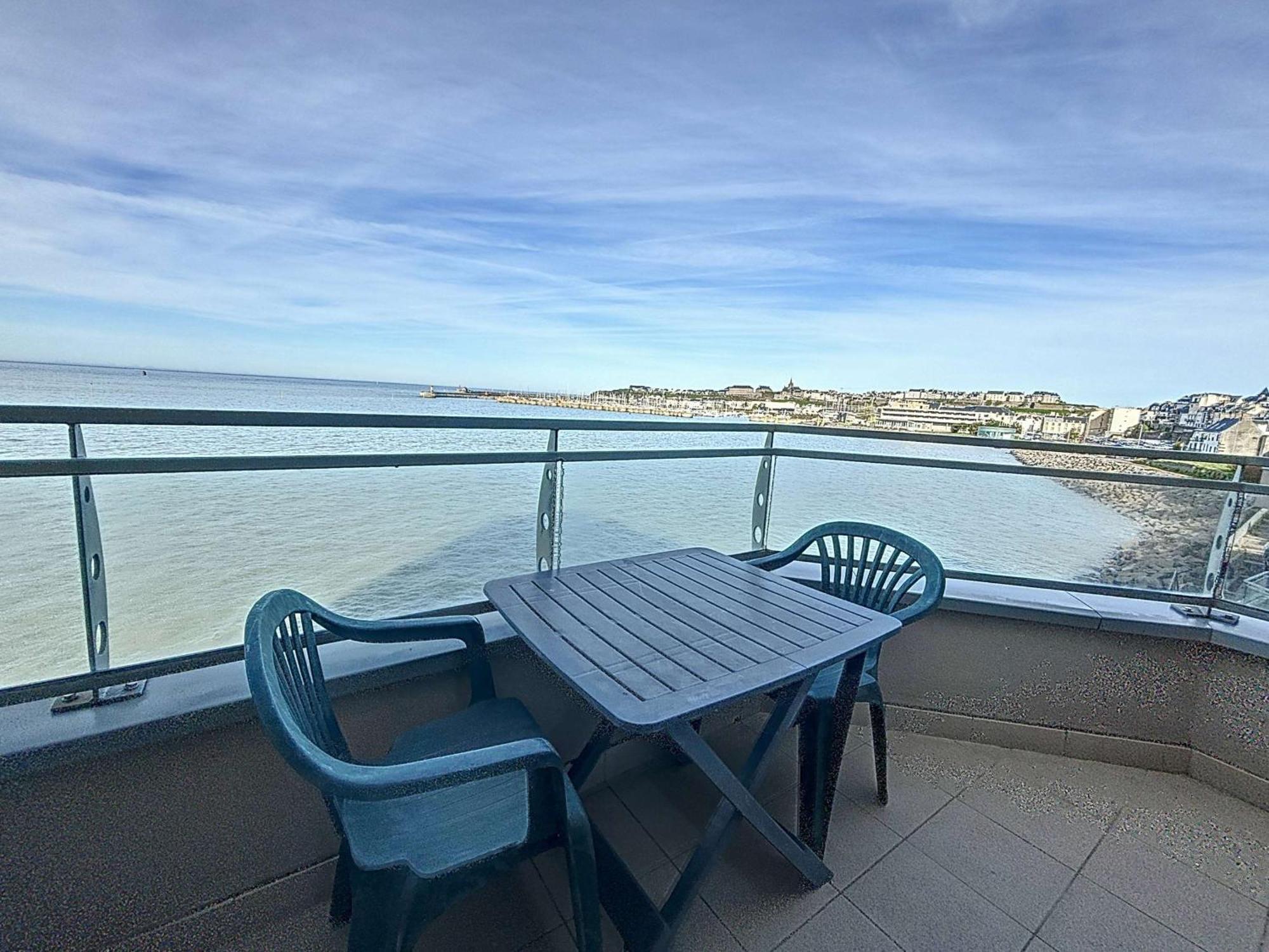 Appartement Avec Balcon, Proche Des Plages Et Commerces - Fr-1-361-89 Гранвиль Экстерьер фото